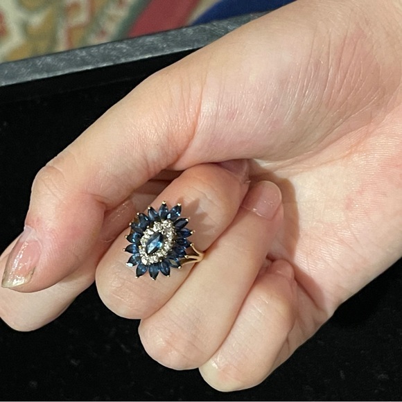 ✨14K Solid Gold Ring with Real Diamonds and Sapphire - Picture 4 of 4